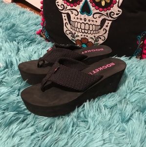 Rocket Dog Wedge Flip Flop